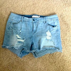 Torrid shorts only worn twice.